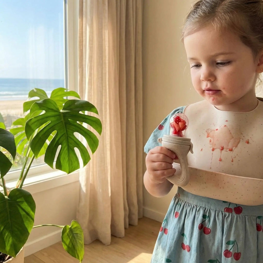 Comment apprendre à bébé manger seul sans stresse ? - Kiabebe