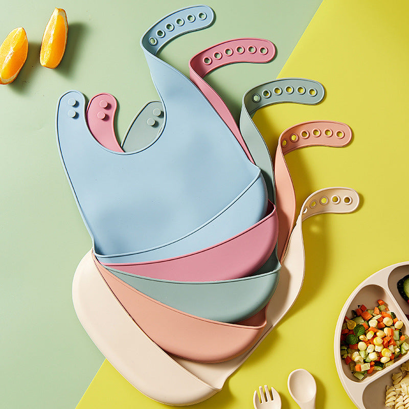 Bavoir avec récupérateur