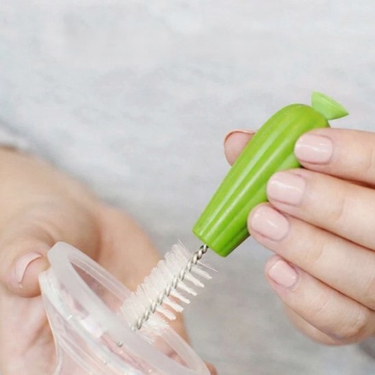Goupillon pour le nettoyage biberon 